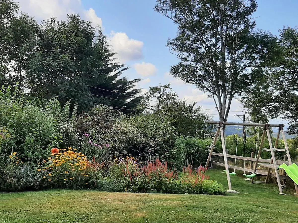 Gite Du Jardin Fleuramour Lachaux